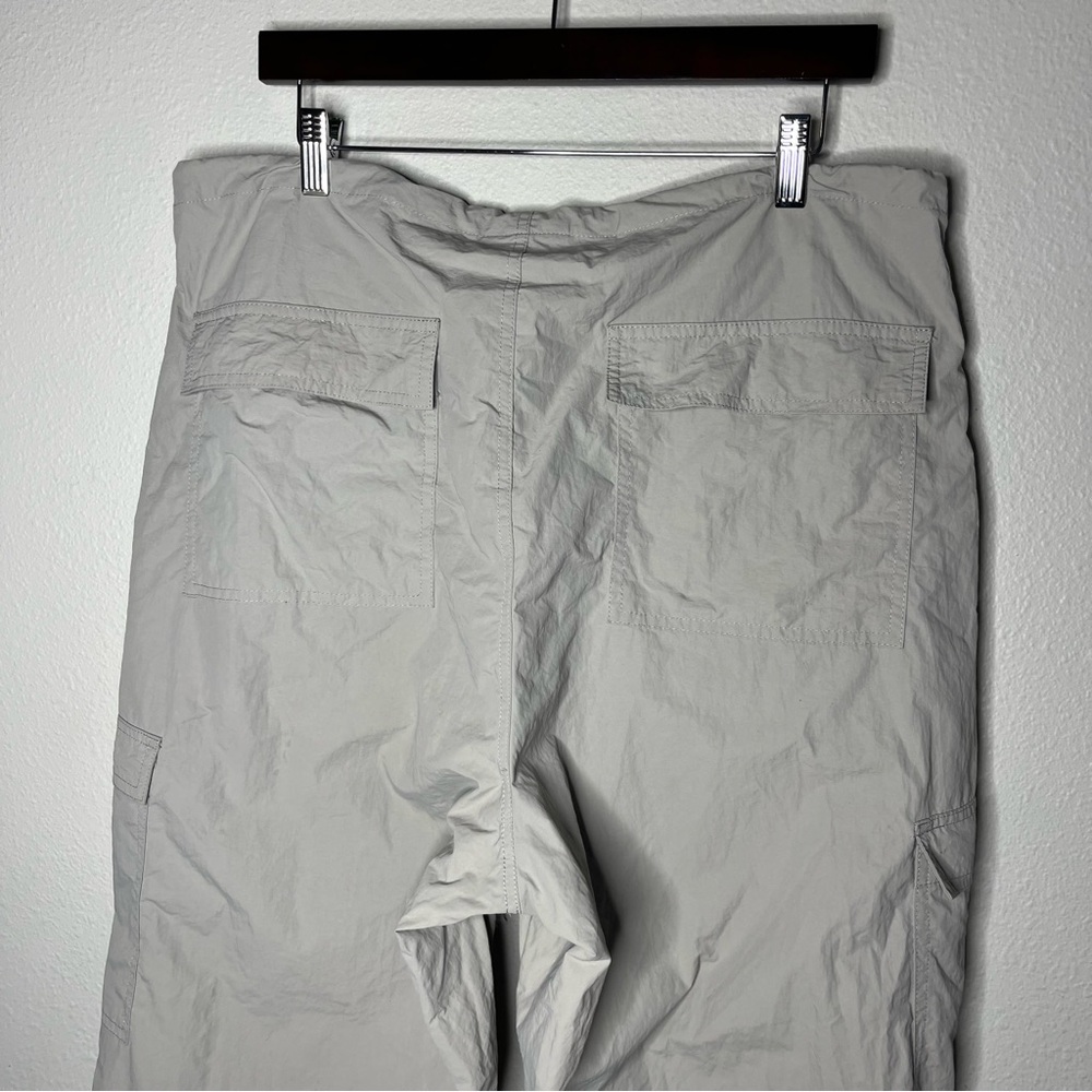 Local European Grey Parachute Cargo Pants Baggy Gorpcore Y2K Dancer Size M/L - Picture 8 of 14